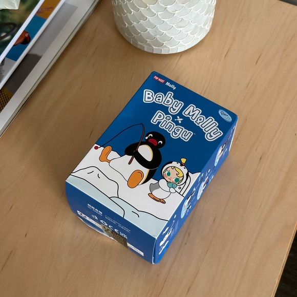 Baby Molly x Pingu Full of Fish POP MART - Picture 2 of 7